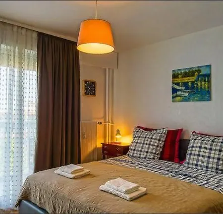 Entier 2 Strasbourg-lingolsheim, Proche De Tram Apartment *